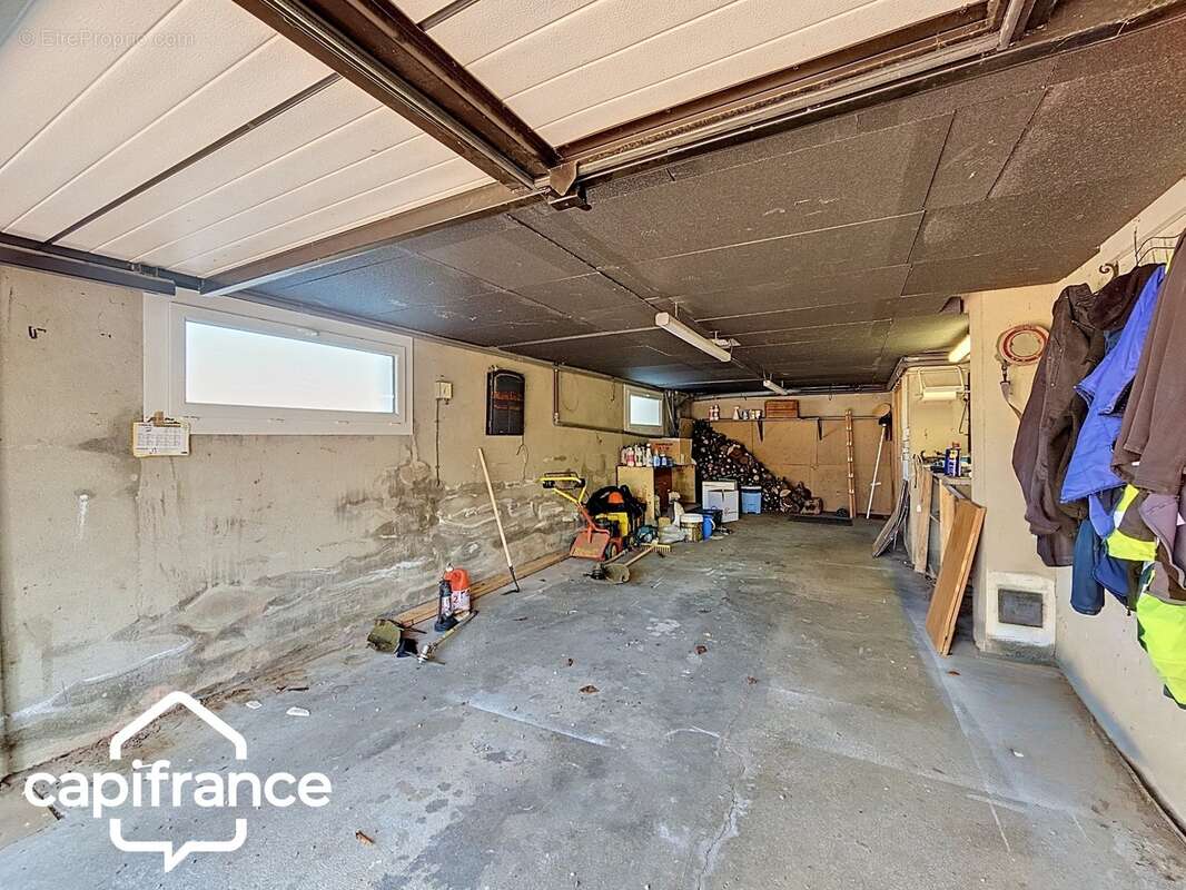 Maison sur sous-sol 121 m² – 5 chambres – terrain clos 1 305 m² – Saint-Jacques-de-Thouars, proximité immédiate de Thouars - photo 16