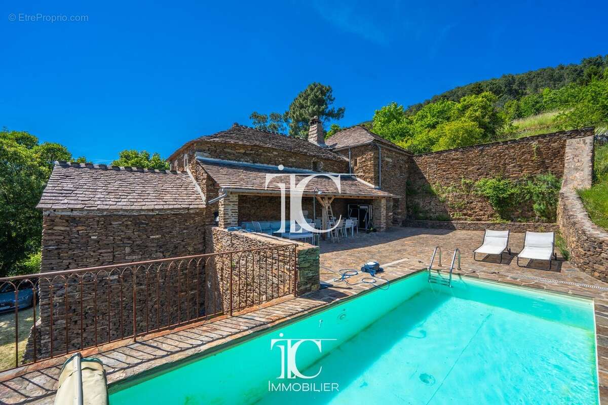 Mas ancien du xviiieme siècle 108m² habitables 4 chambres terrain de 3 173 m² piscine - photo 27