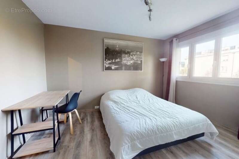 Appartement à SAINT-PRYVE-SAINT-MESMIN