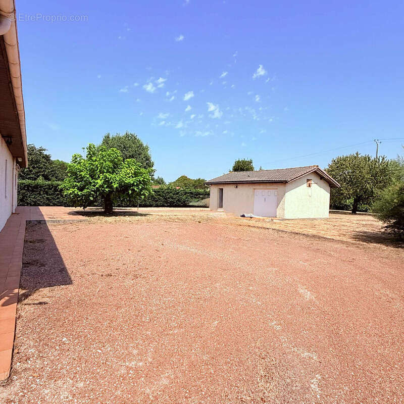 Maison à SAINT-LOUBES