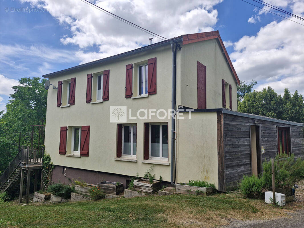 Maison à CAHUZAC-SUR-VERE