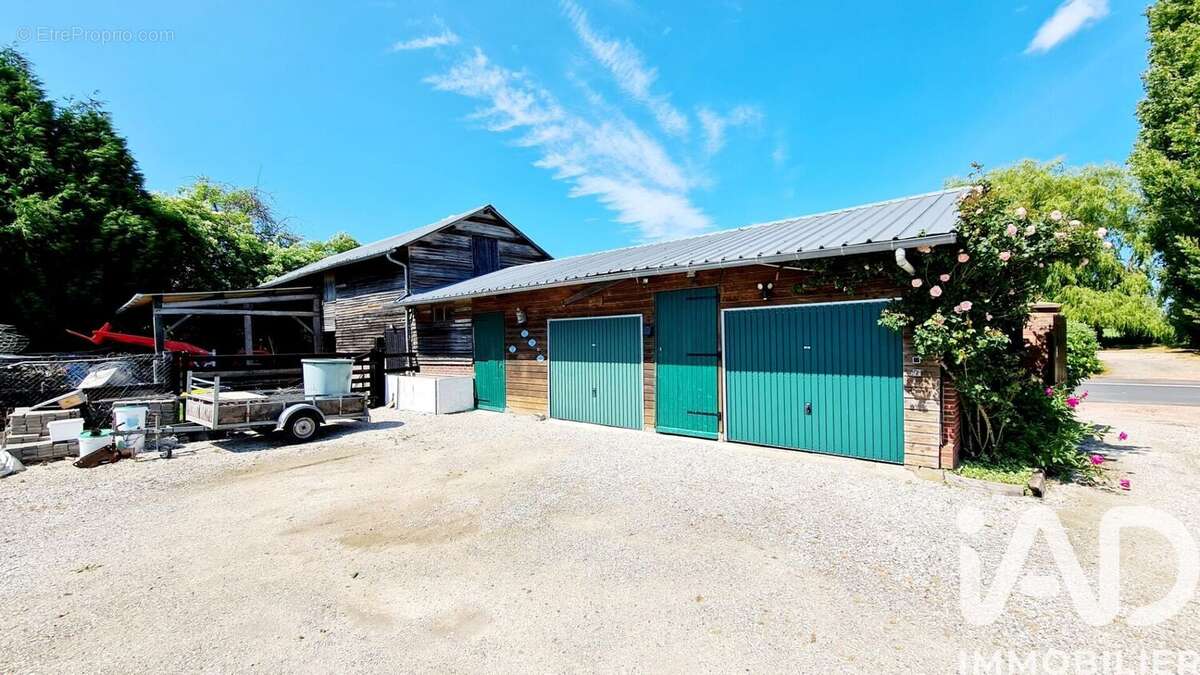 Maison 180 m² à Saint-Gatien-Des-Bois  - photo 8