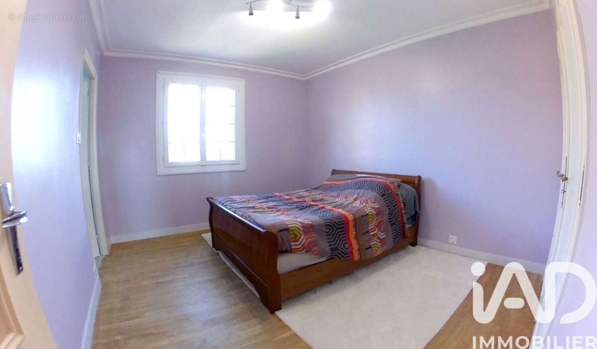 Photo 5 - Maison à LOUVERNE