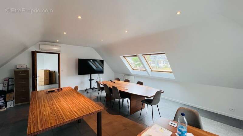 Local/bureau à vendre QUIMPER - 670 m² - Parking  Quartier Ty Pont Kerroué - photo 5