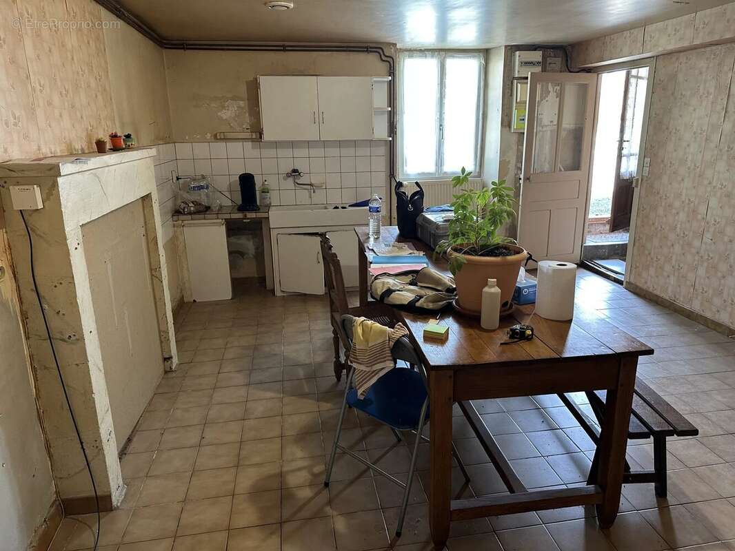 Maison à CEAUX-EN-COUHE