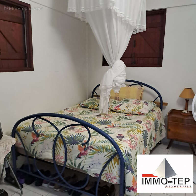 Maison à BASSE-TERRE