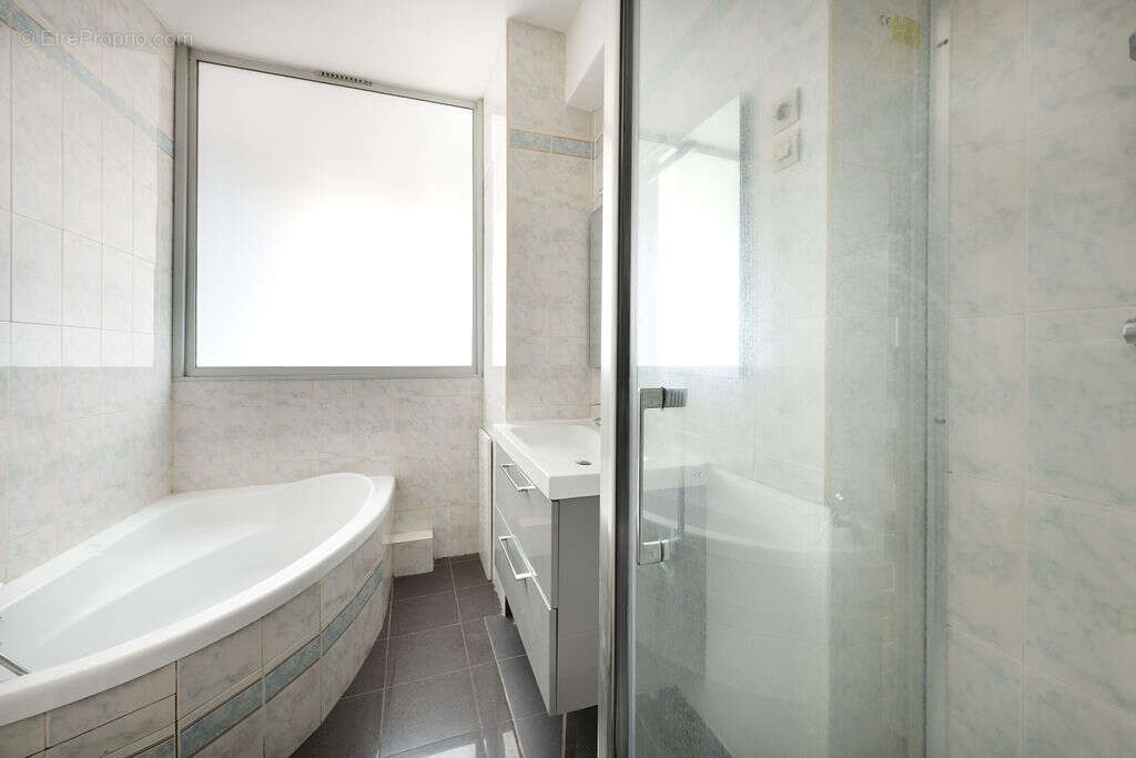 Appartement à LYON-6E