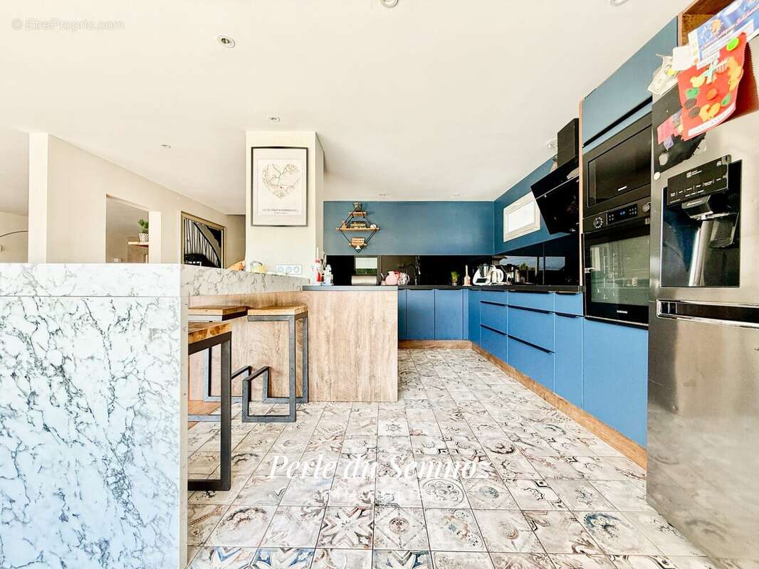 Maison 180 m² à Hauteville-Sur-Fier  - photo 9