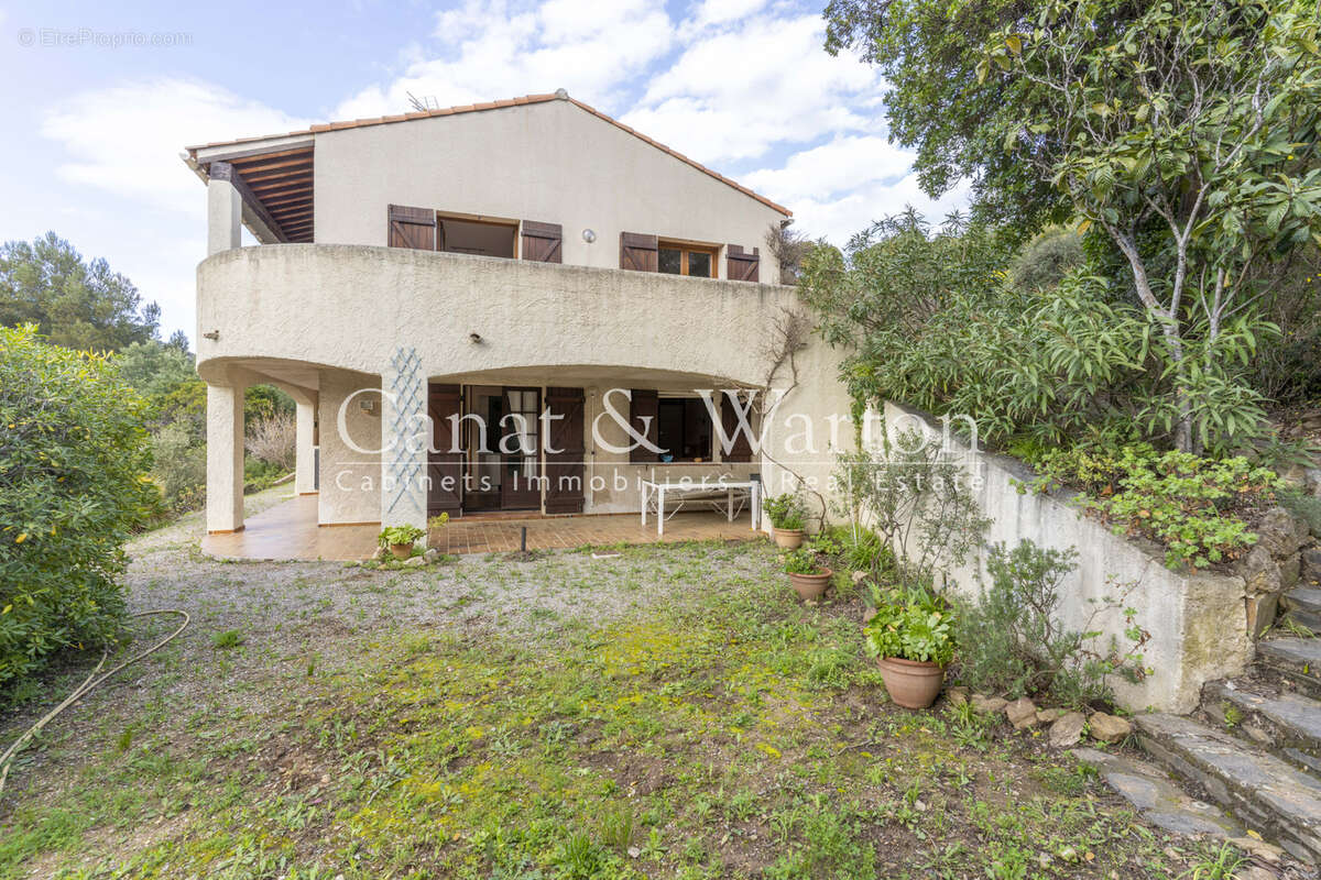 Exclusivité: villa à la croix valmer à barbigoua - photo 10