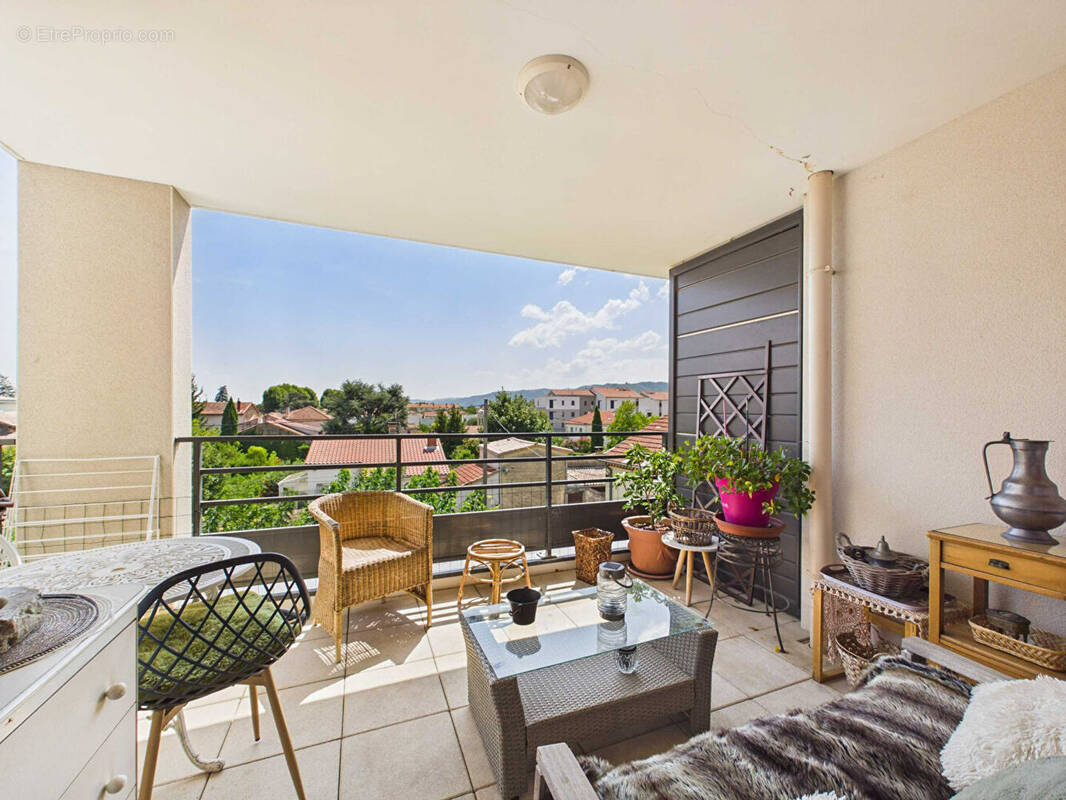 Appartement à TOURNON-SUR-RHONE