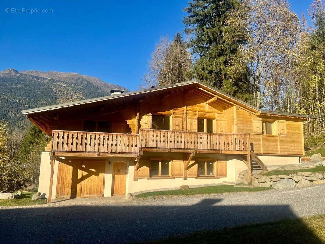 Maison à LES HOUCHES