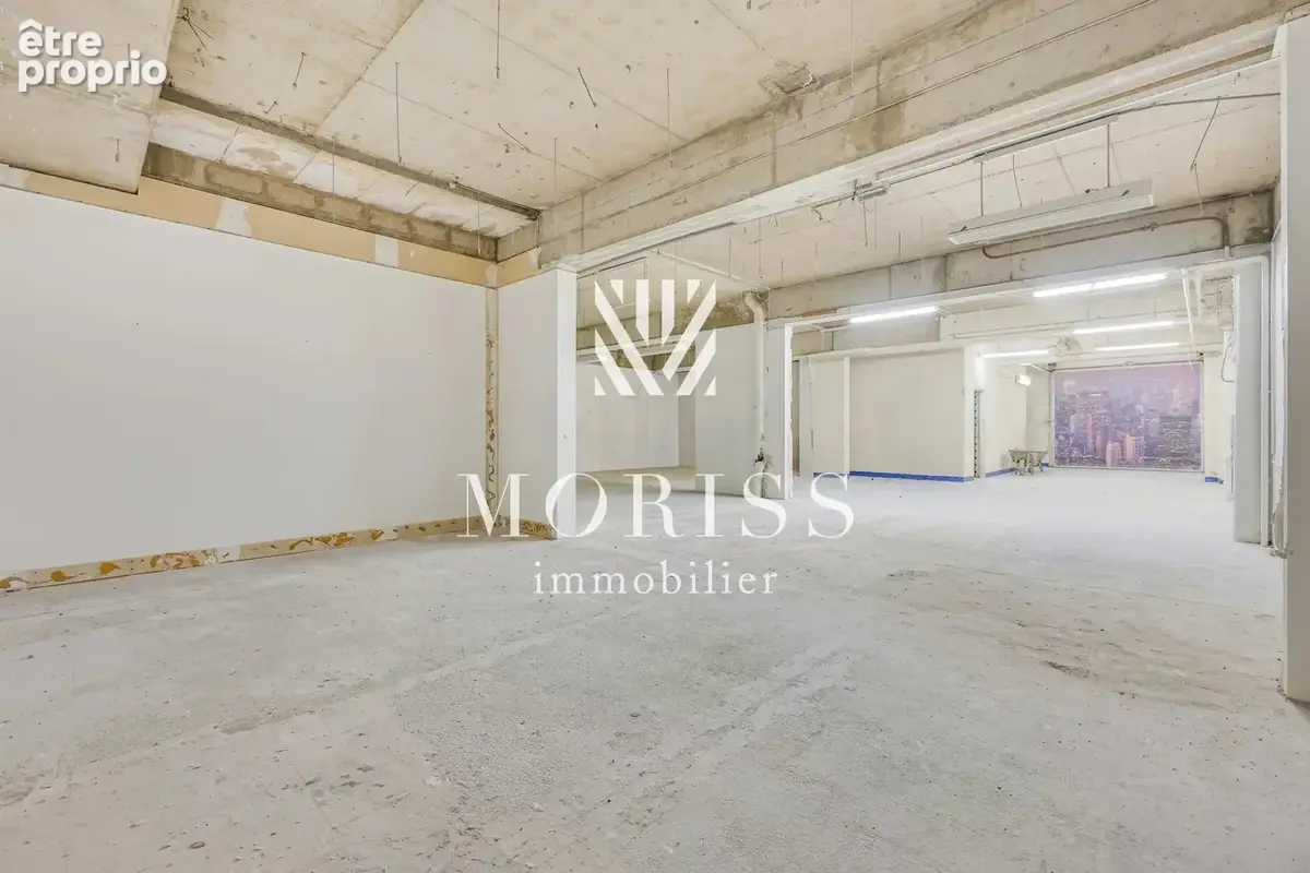 Local commercial de 280 m² – Rue Duhesme – Fort potentiel - photo 6