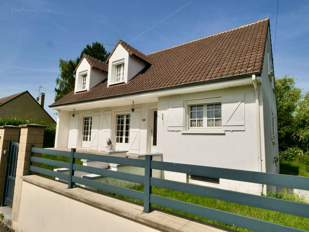Maison à HERICY