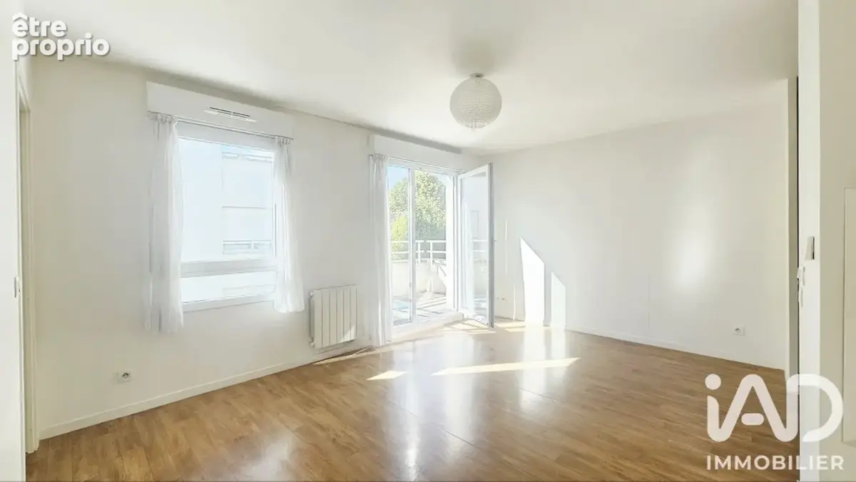 Photo 1 - Appartement à LA COURNEUVE