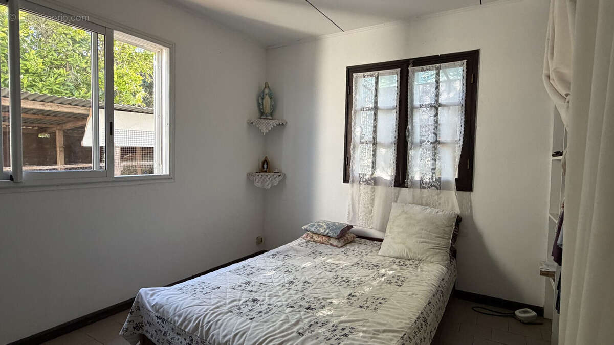 Maison 78 m² à Saint-Leu  - photo 8