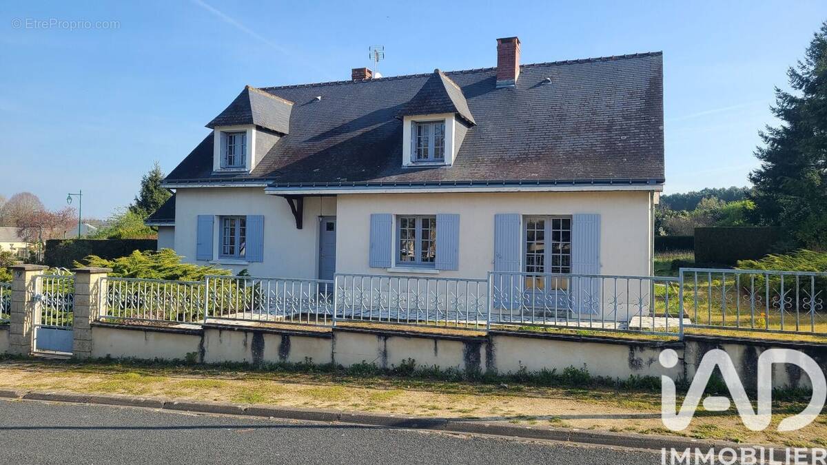 Photo 1 - Maison à VERNANTES