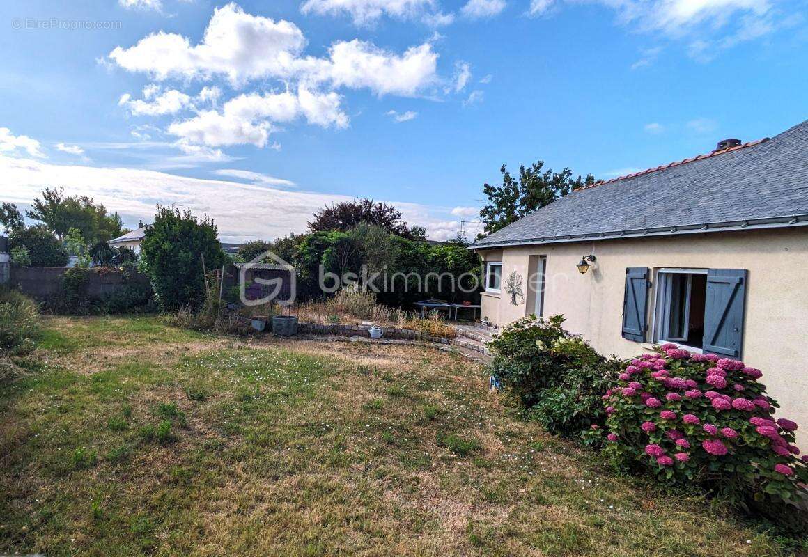 Maison à LES PONTS-DE-CE