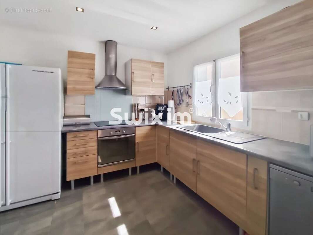 Maison à SAINT-MARTIN-D'ARDECHE