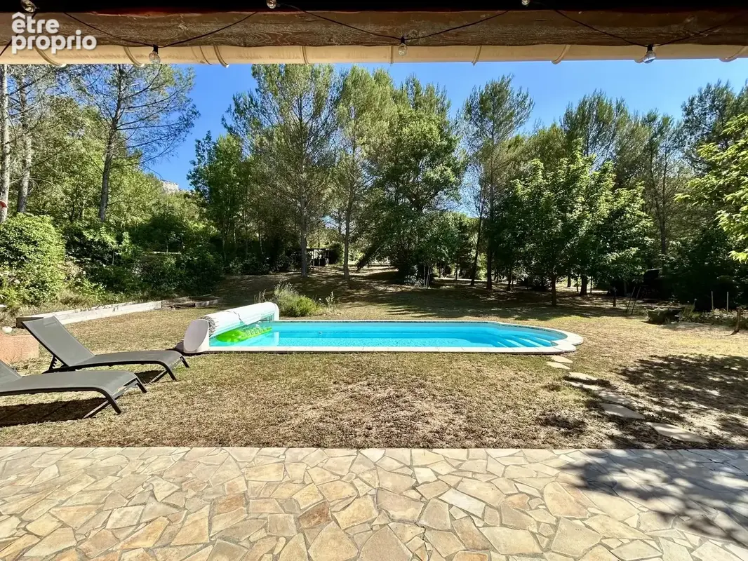 Villa de plain pied 160 m² sur 8000 m² - photo 2
