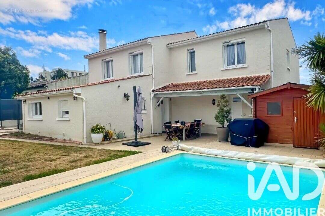 Photo 5 - Maison à SAINTES