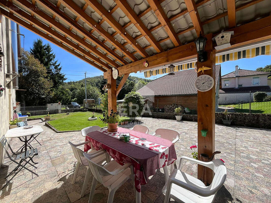 Maison à HAUTEVILLE-LOMPNES