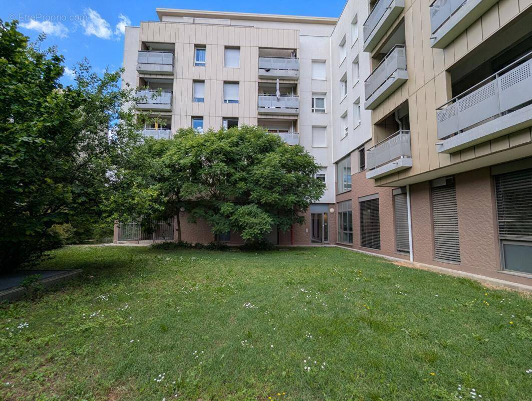 Appartement à SAINT-PRIEST