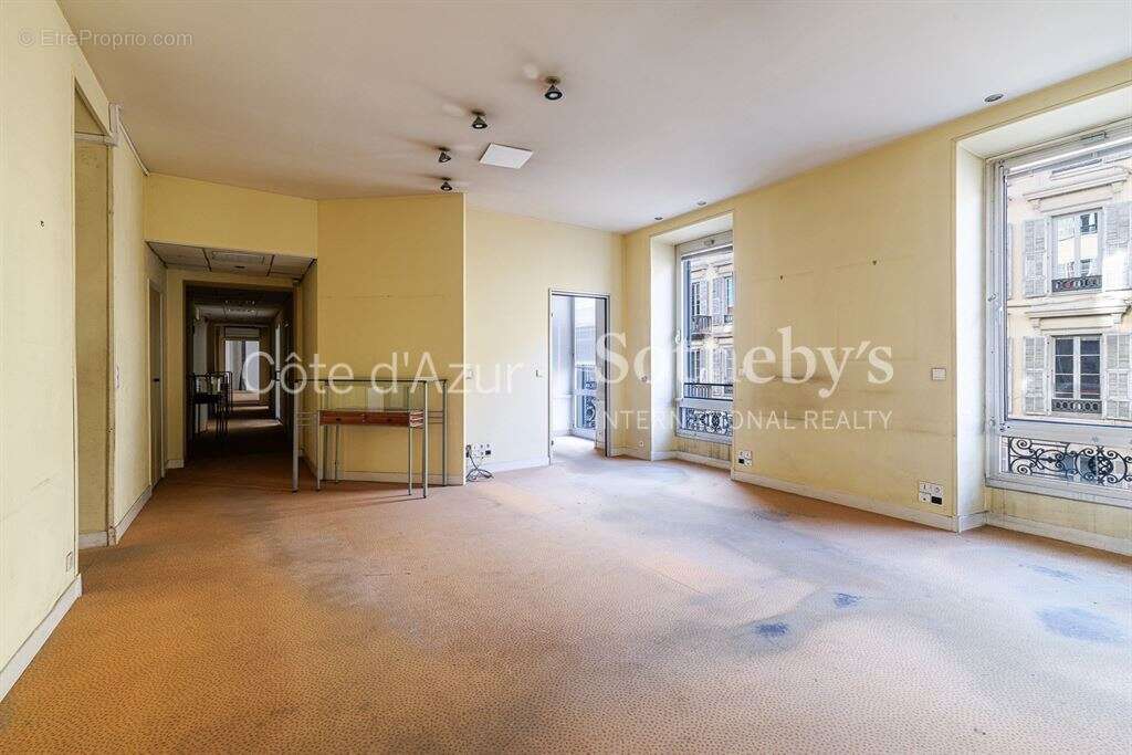 Nice Carré d'or, plateau de 300m² dans élégant immeuble bourgeois - photo 15