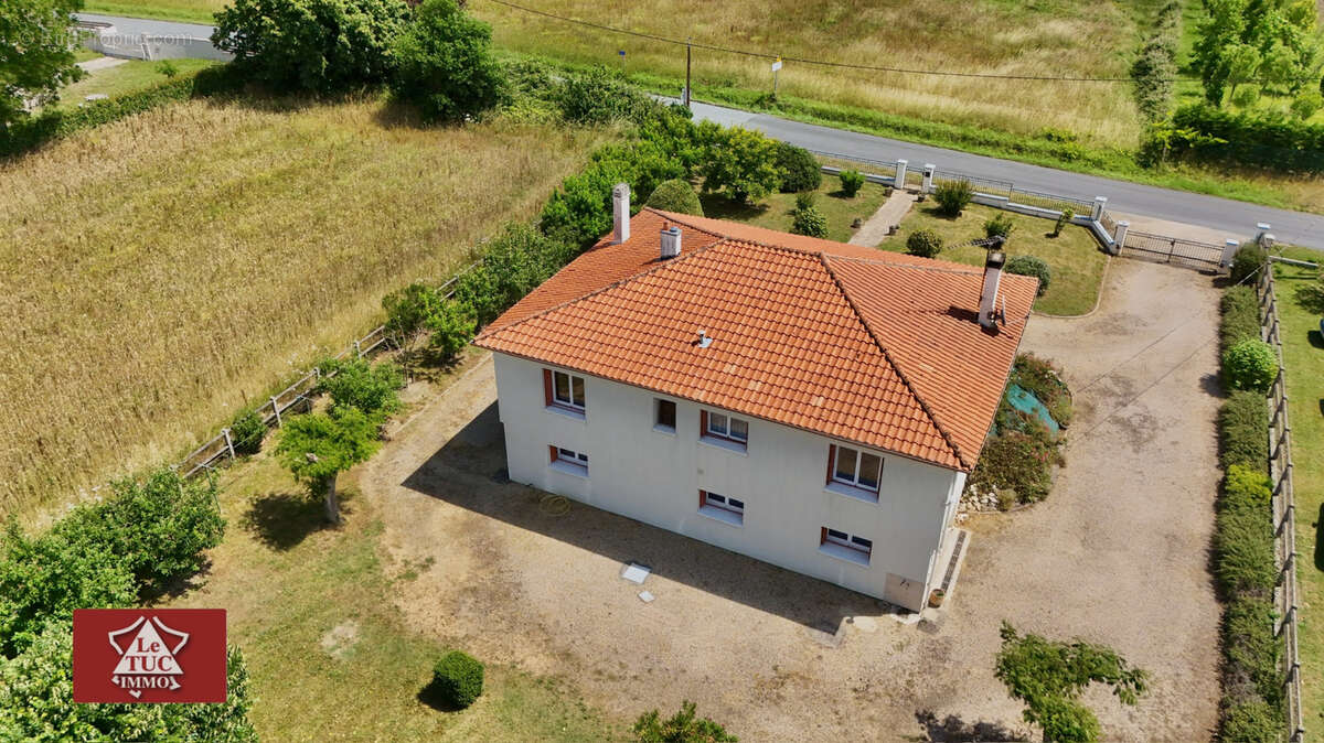 Maison à SAINT-SYLVESTRE-SUR-LOT