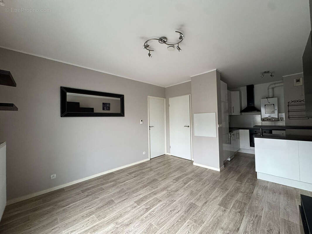 Appartement à DAMMARIE-LES-LYS