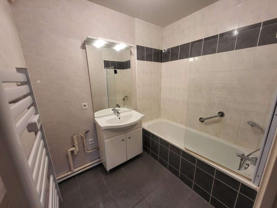 Appartement à REHON