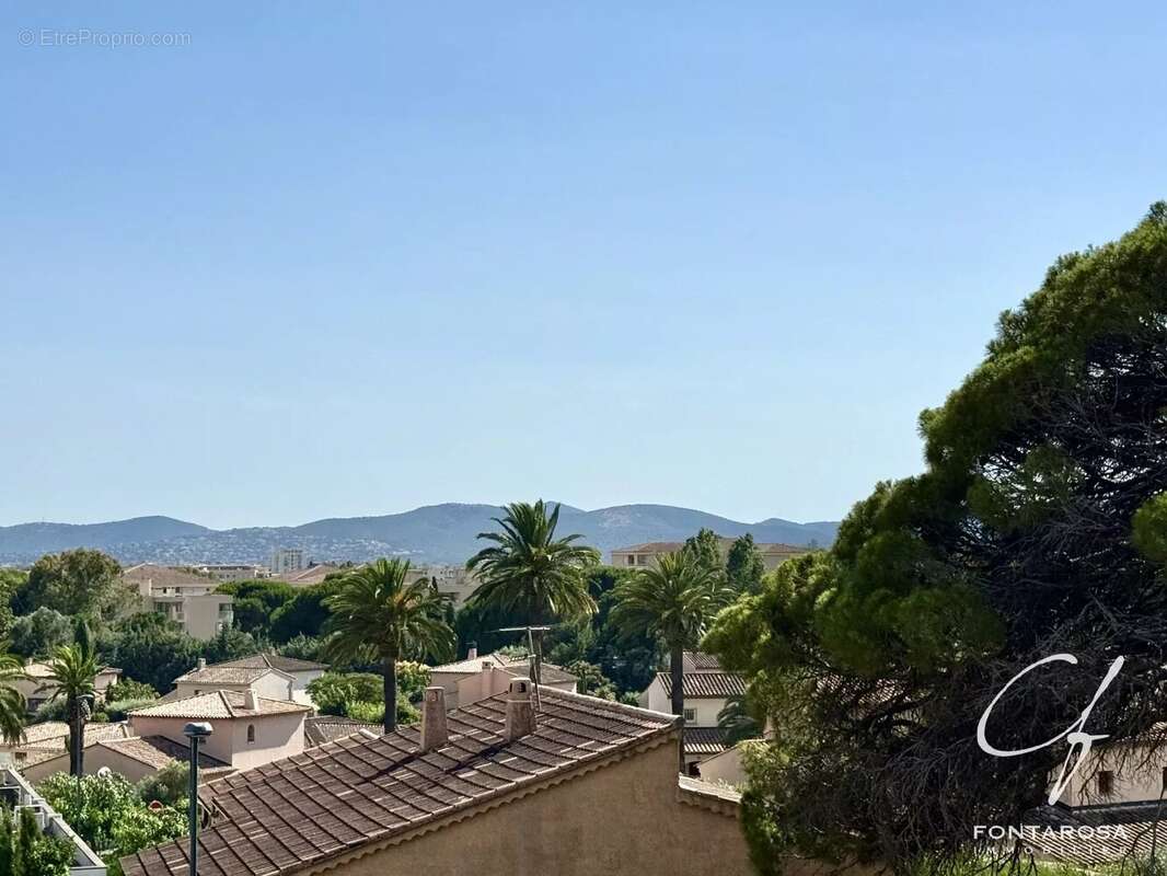 Appartement à FREJUS