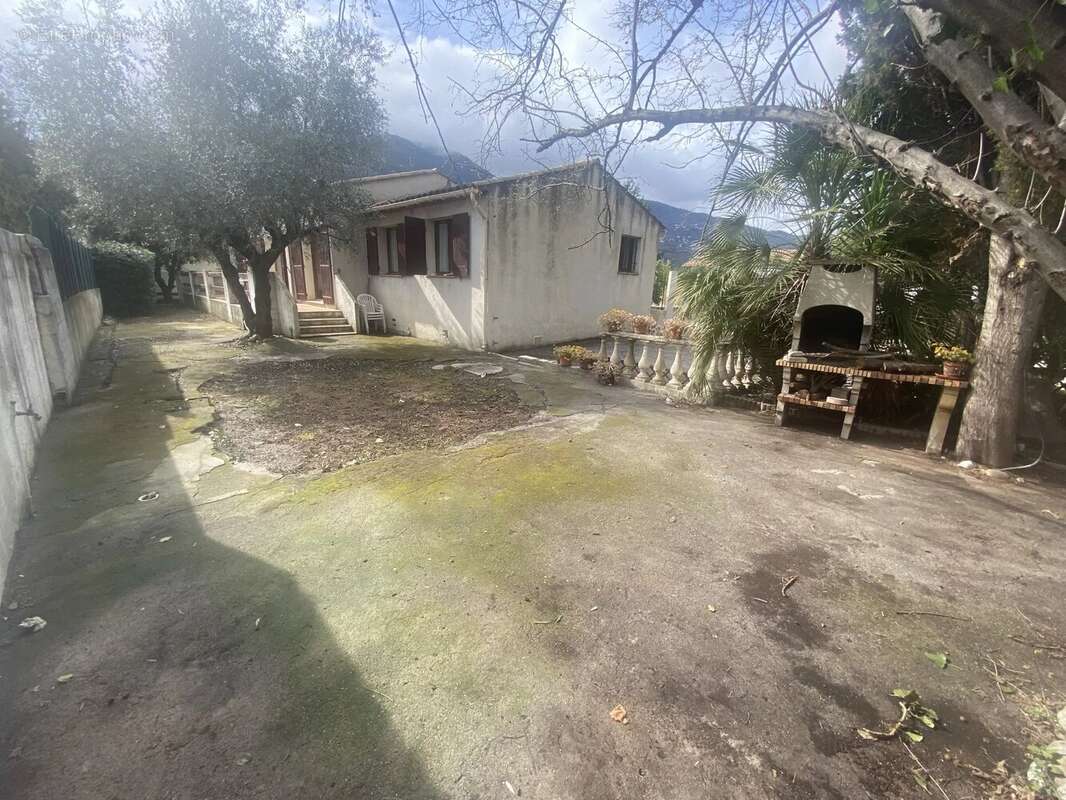 Maison à SAINT-MARTIN-DU-VAR