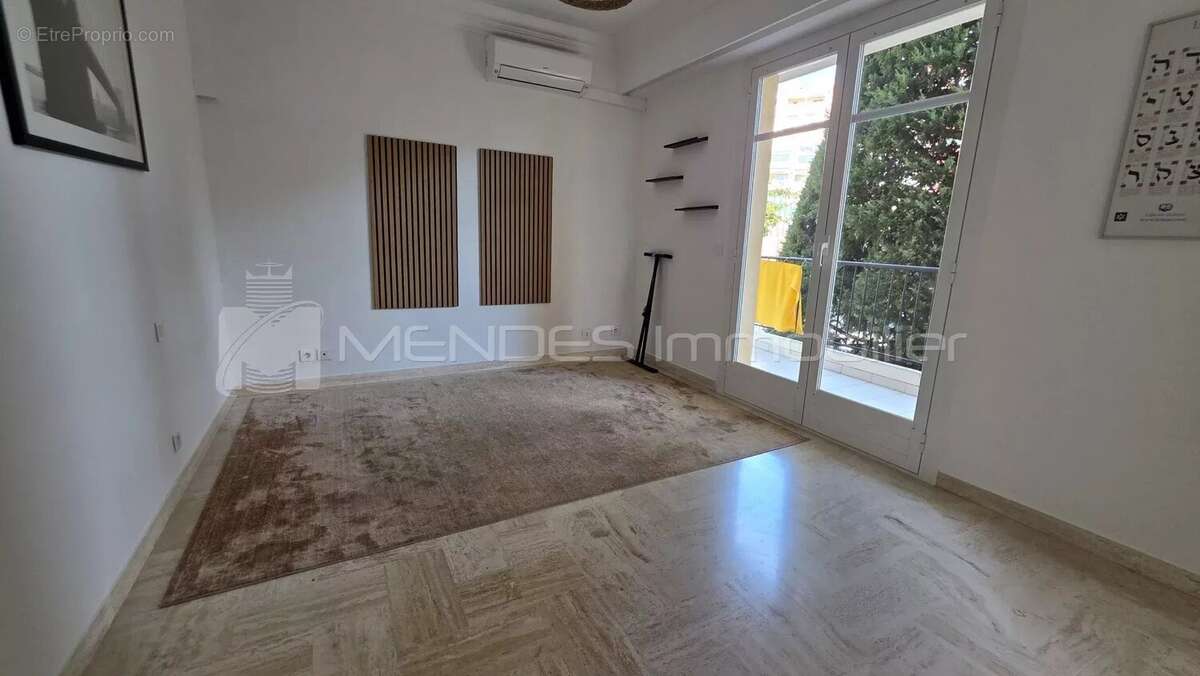 Appartement à CAP-D'AIL