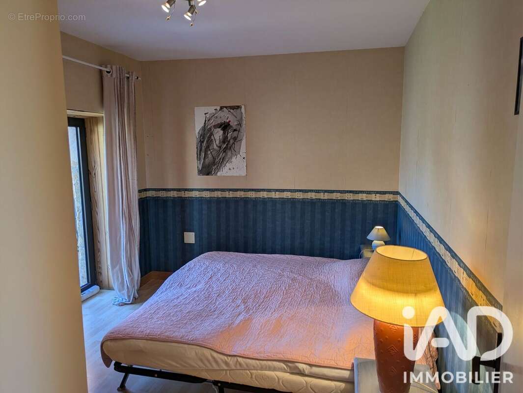 Maison 211 m² à Savignac-De-Miremont  - photo 8