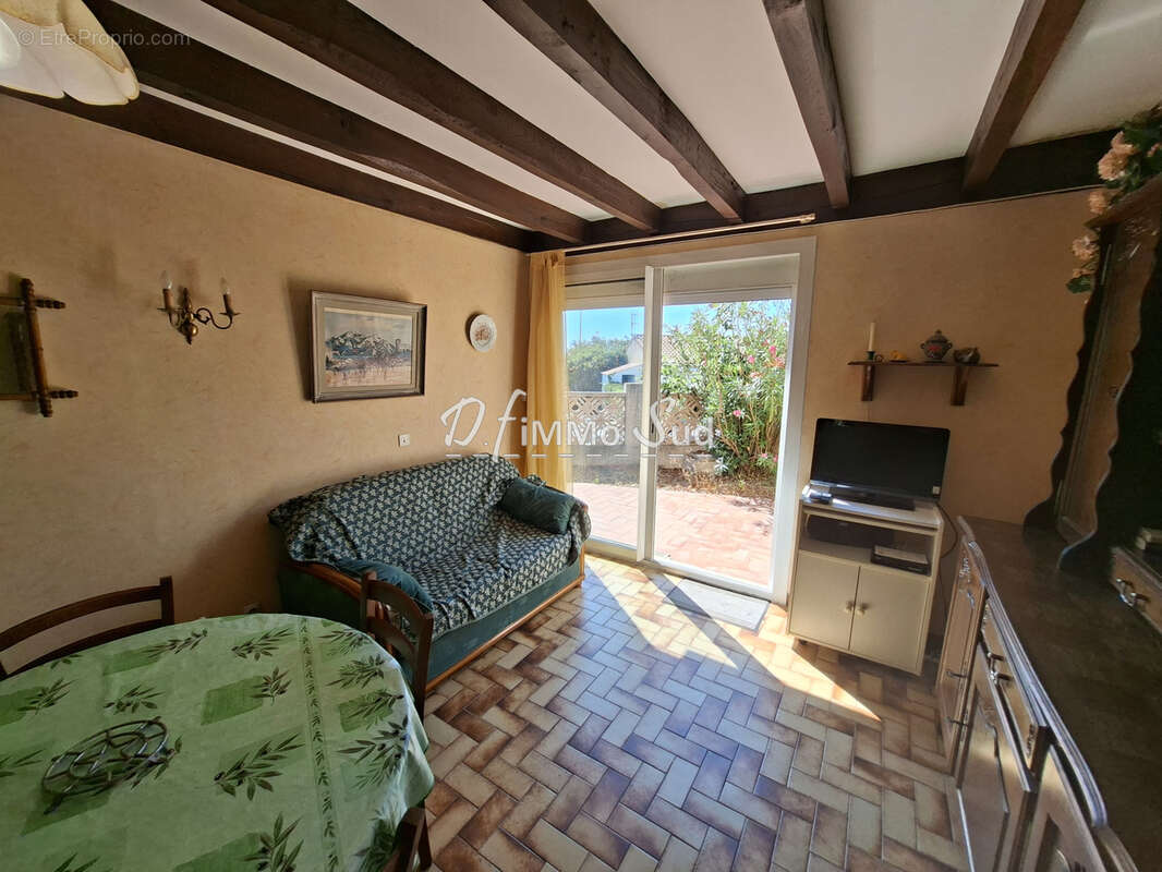 Maisonnette vue mer : le cocon ideal avec une double chambre, exterieur et place de parking - photo 8