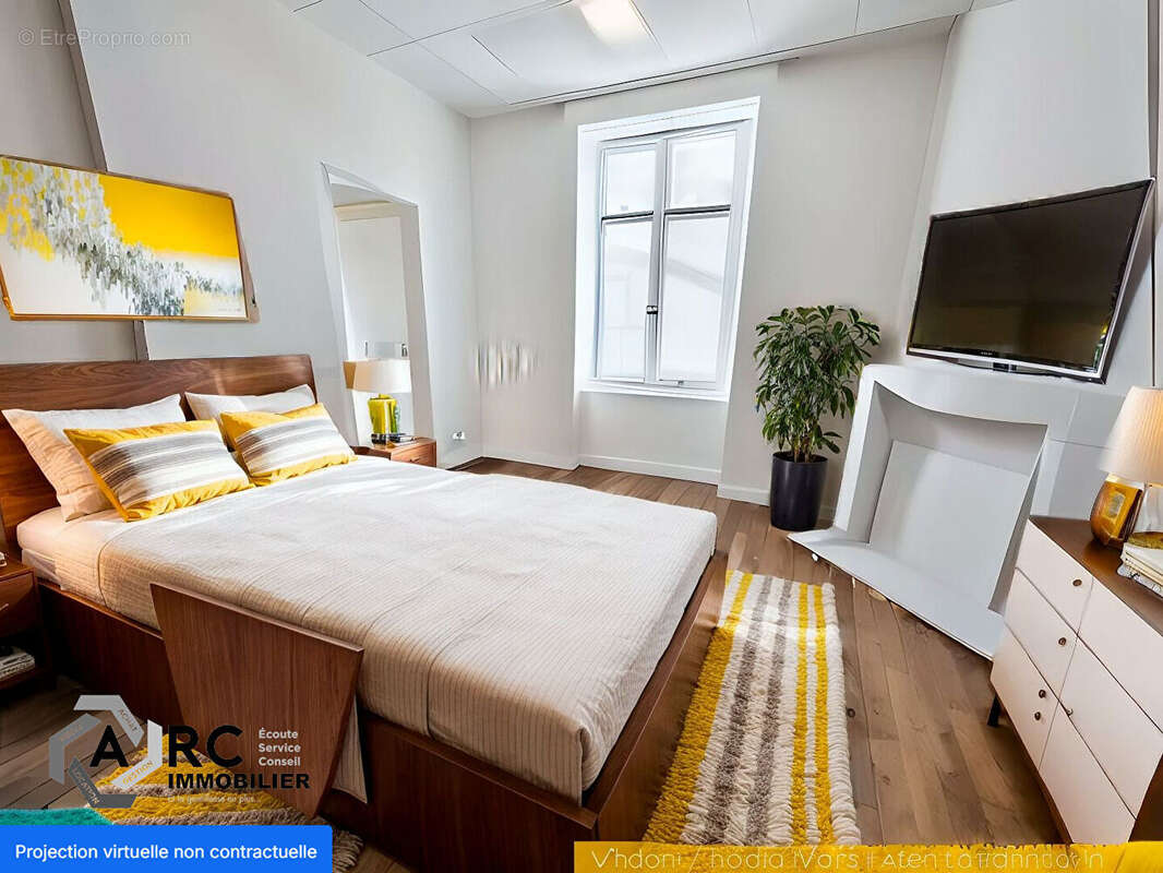 Maison à LA CHAPELLE-SAINT-MESMIN