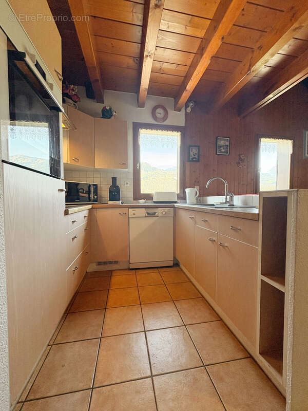 Appartement à MORILLON