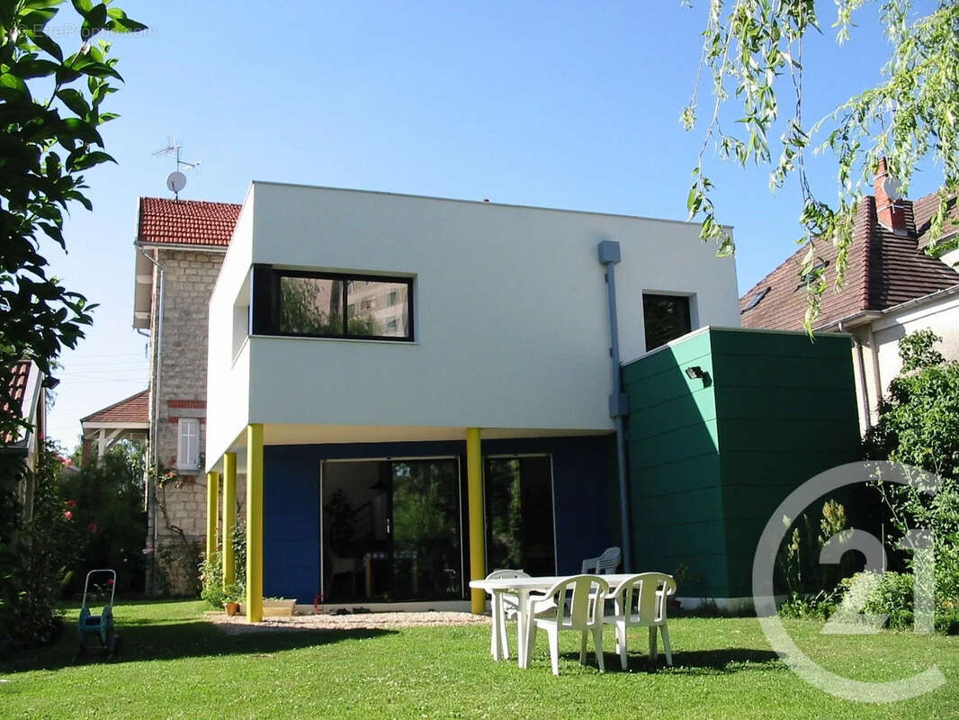 Maison 200 m² à Chalons-En-Champagne  - photo 2