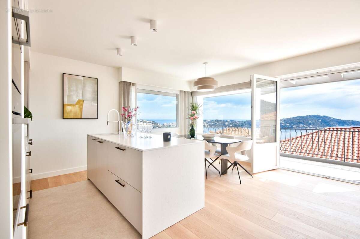 Appartement à VILLEFRANCHE-SUR-MER