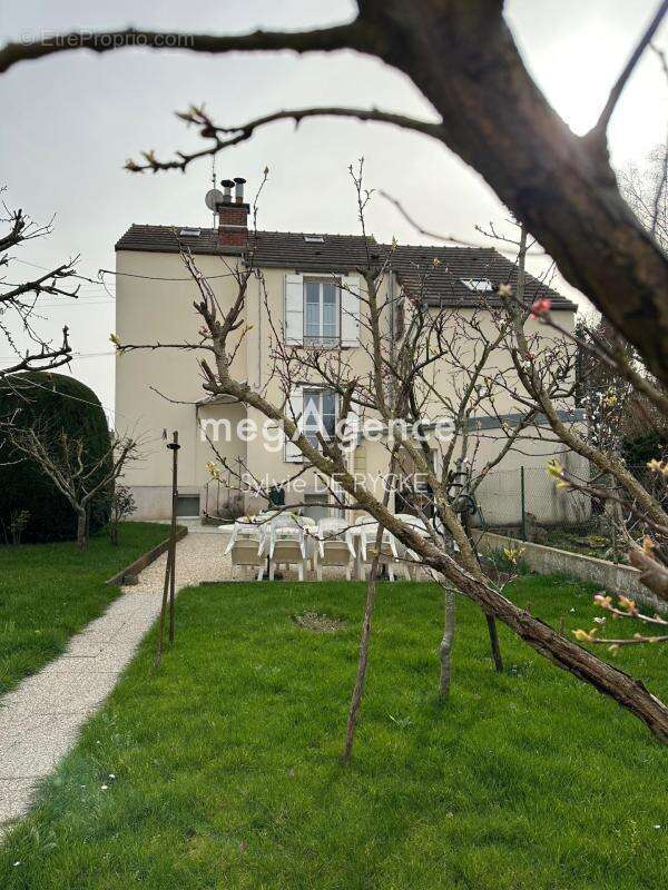 Maison à SENS