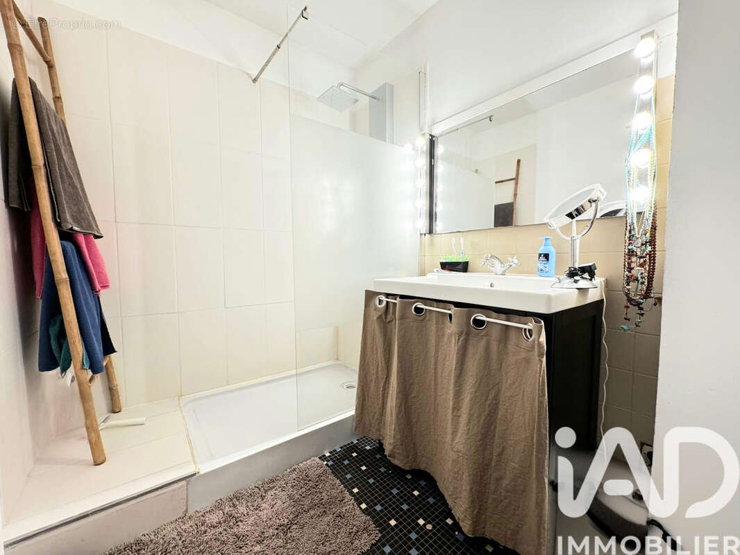 Photo 9 - Appartement à SAINT-ETIENNE