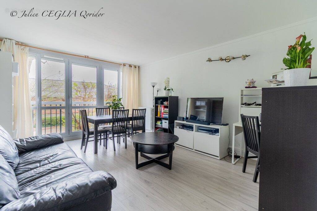 Appartement à THIAIS