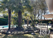 Maison à SAINT-JEAN-D&#039;ILLAC