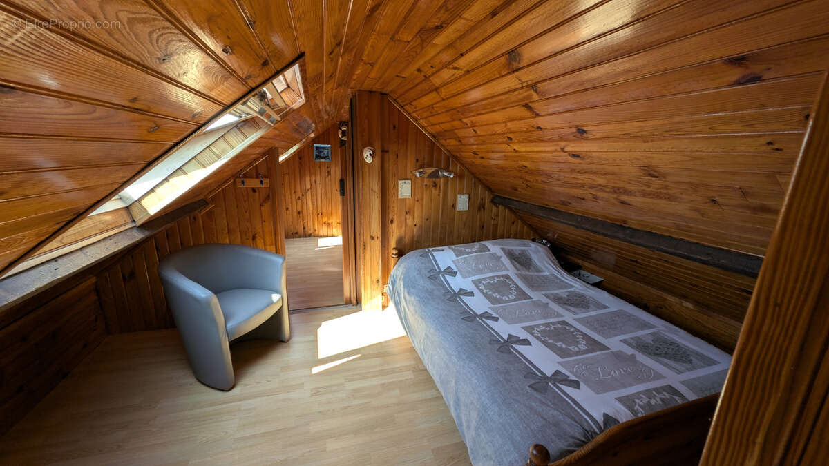 Maison indépendante au cœur du Crotoy avec jardin, terrasse et garage. - photo 9