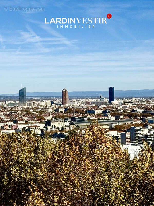 Appartement à SAINTE-FOY-LES-LYON