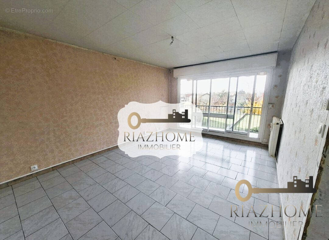 Appartement à LE BOURGET
