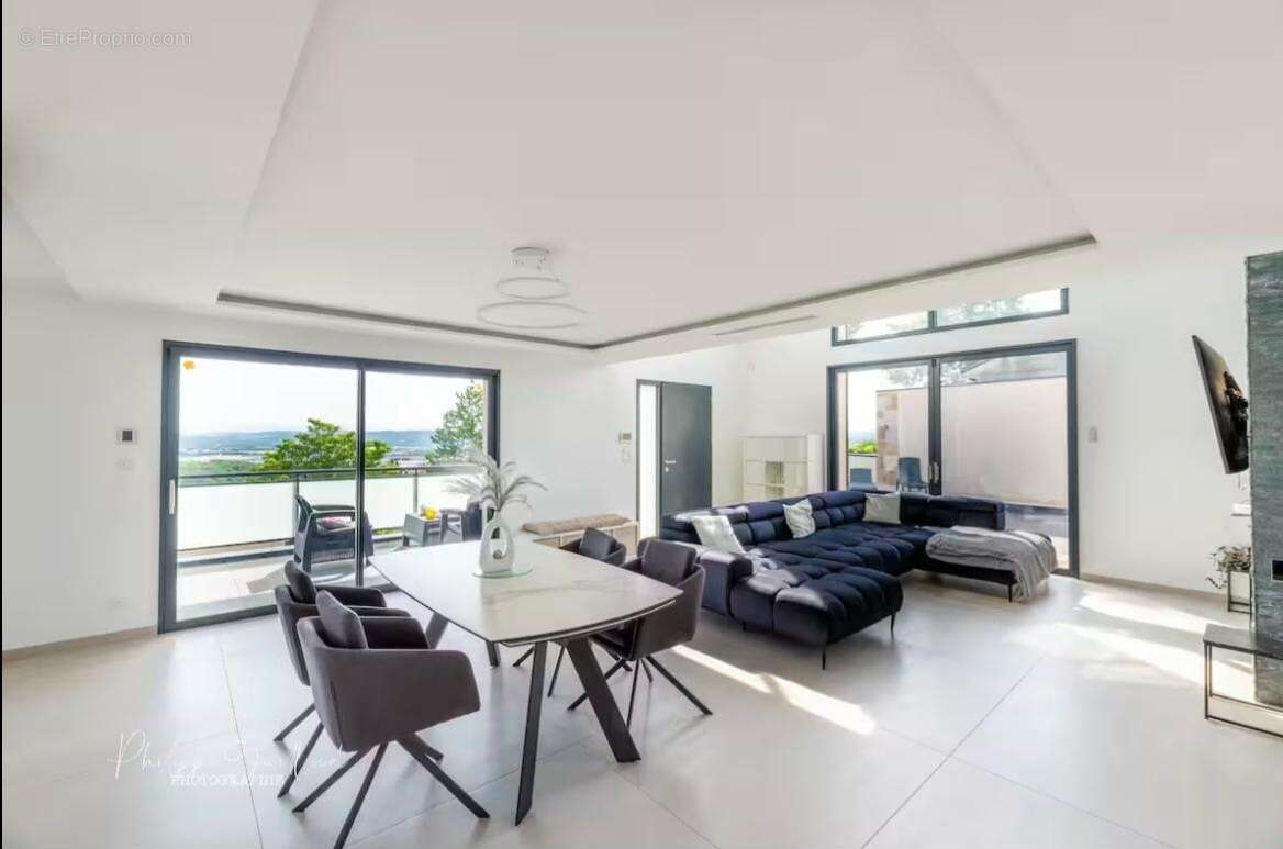 Villa d'exception - 2 suites parentales - 5 chambres - Hamman - Piscine - Garage double Vue panoramique - photo 11