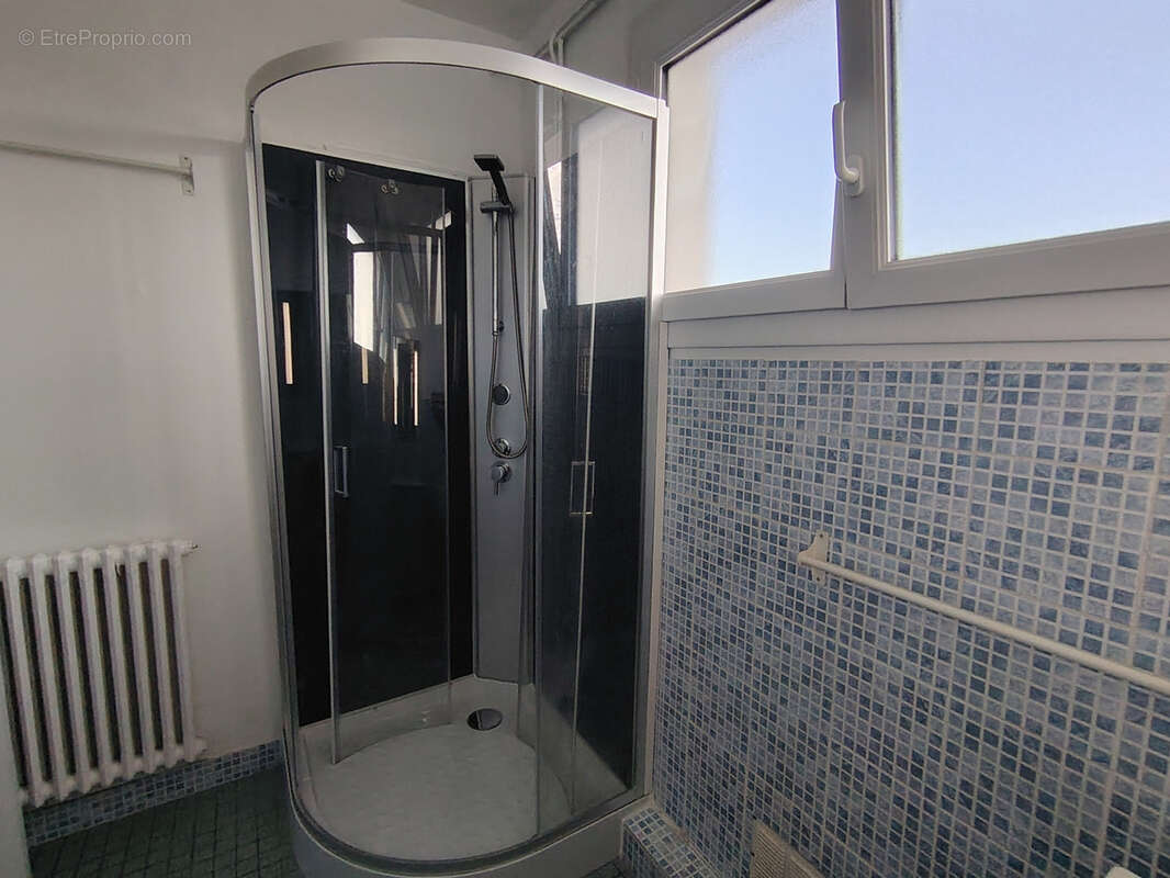 Appartement à MONDEVILLE