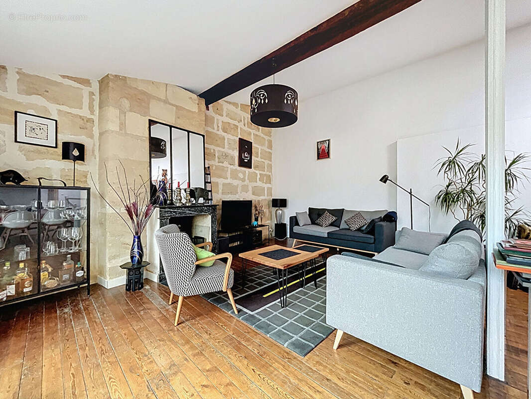 Appartement à BORDEAUX