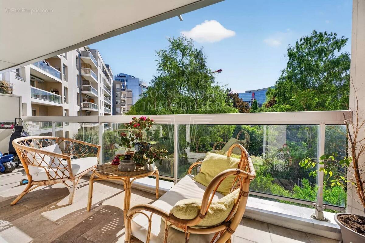 Appartement à LEVALLOIS-PERRET